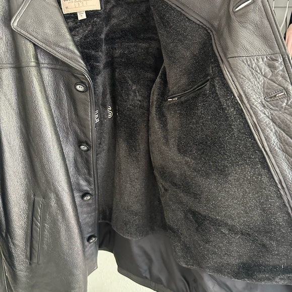 Guess Leather Jacket - Picture 3 of 7